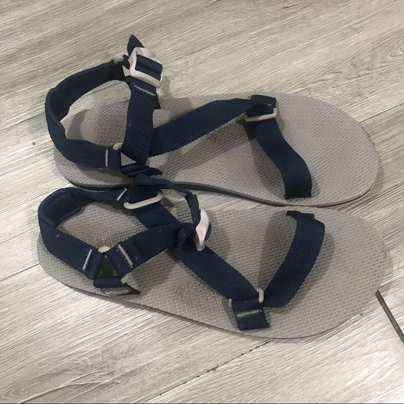 Columbia size 14 “Red River” Navy Blue Outdoor Sandals - Picture 2 of 10